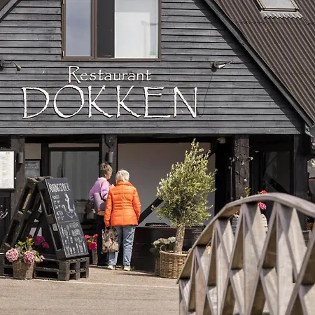 20313-samso-orby-hovedgade-53 *